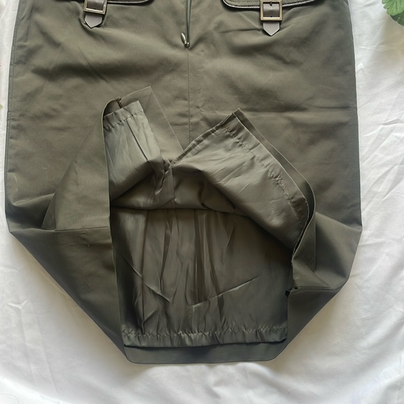 Elegant Korean Skirt - Dressy Office Style • Size Small - Picture 10 of 16